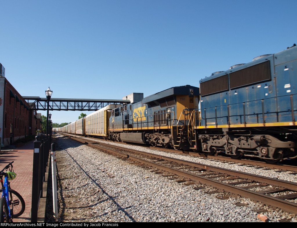 CSX 750